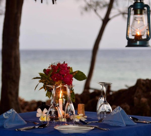 UNGUJA LODGE ZANZIBAR Table de restaurant