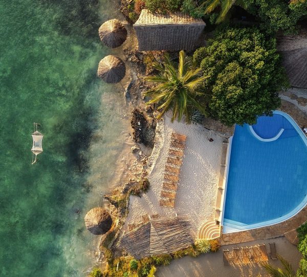 La Piscina e la spiaggia